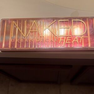 Urban Decay Naked Heat Palette - Fiery Red and Gold